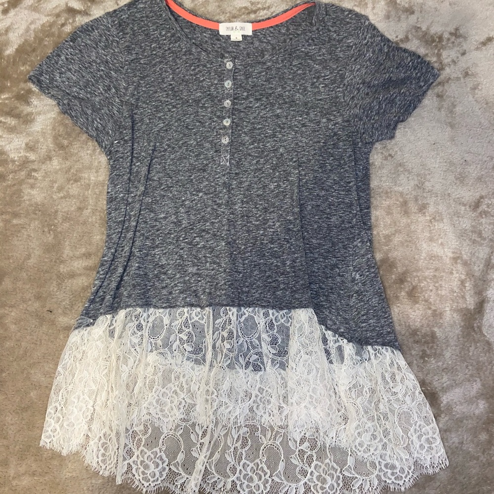 Taylor and Sage lace top SMALL